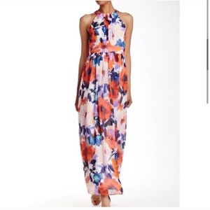 Like New! Eliza J floral halter dress size 2